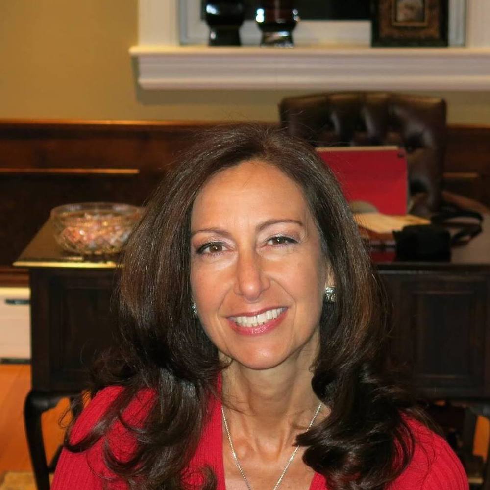 Meet your Posher, Laura